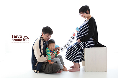 dfamily0001.jpg